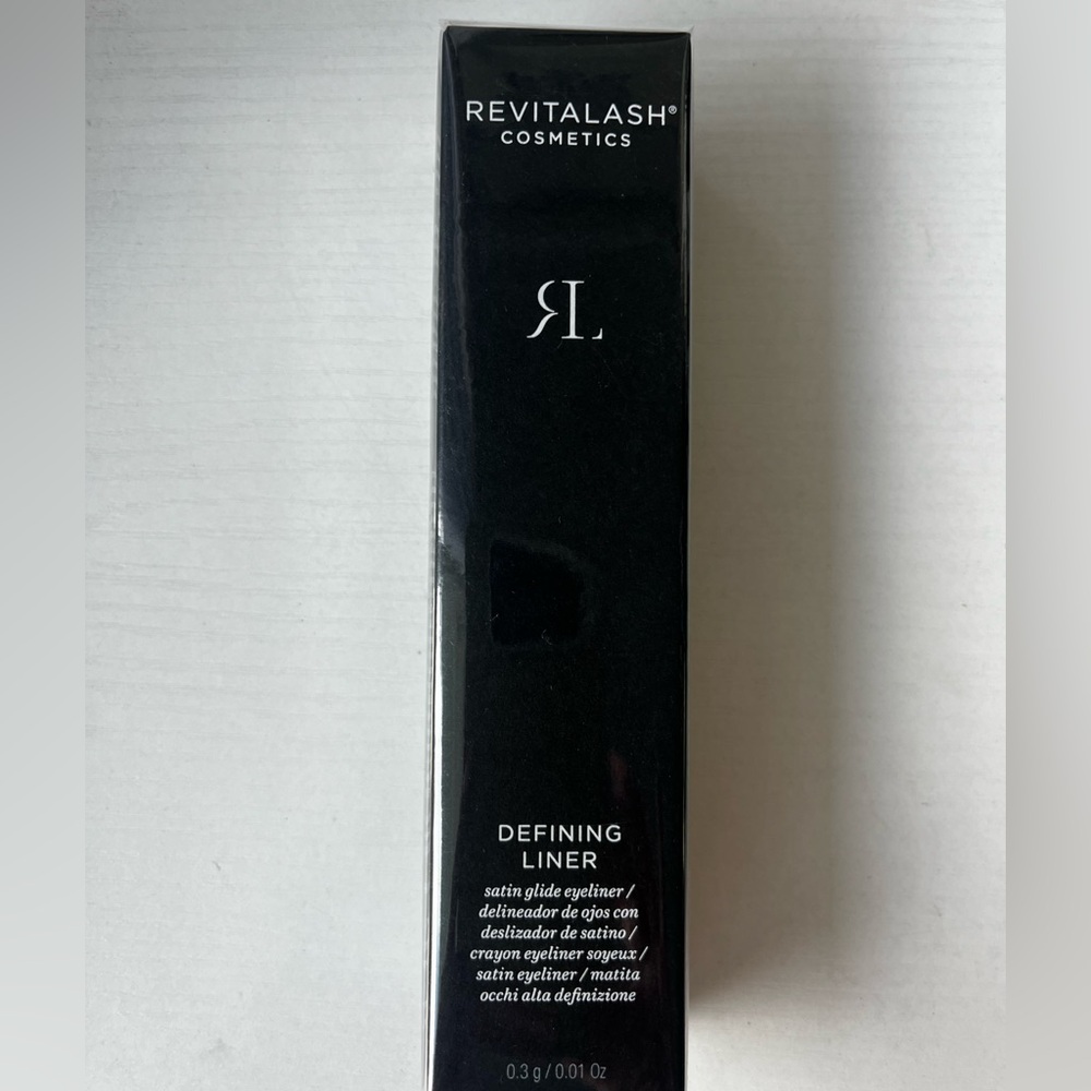 Revitalash dark brown Defining Liner.